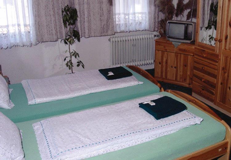 Hotel Drei Koenige Neckarbischofsheim Dış mekan fotoğraf